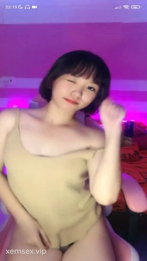 Bé thắm 2k, sinh viên cuối cày live BIGO, hàng cứ gọi là mướt mườn mượt – clip hot 18