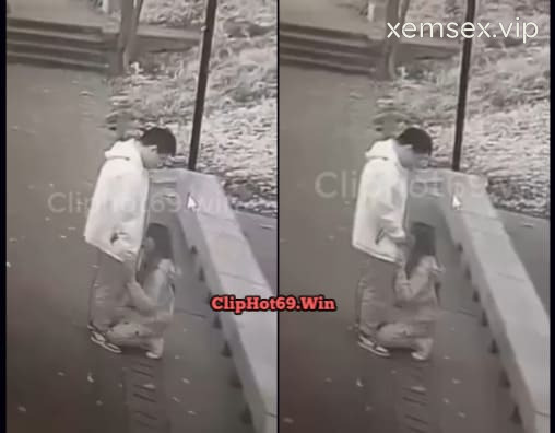 Em gái bú cu bạn trai ngoài công viên