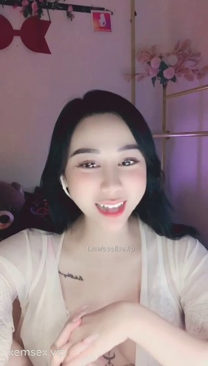Idol Ni vú to livestream tìm kiếm phi công trẻ và khỏe – clip Ni