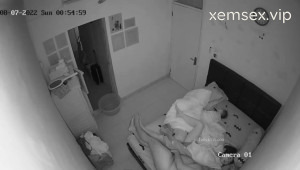 Vợ chồng son chịch trộm lúc con ngủ – ứng dụng live stream